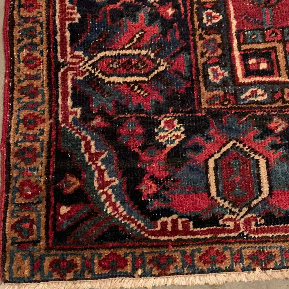 6’ 4" x 9’ 5" Heriz Rug