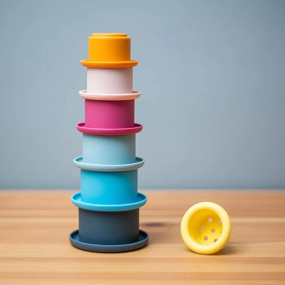Bigjigs Toys Stacking Cups