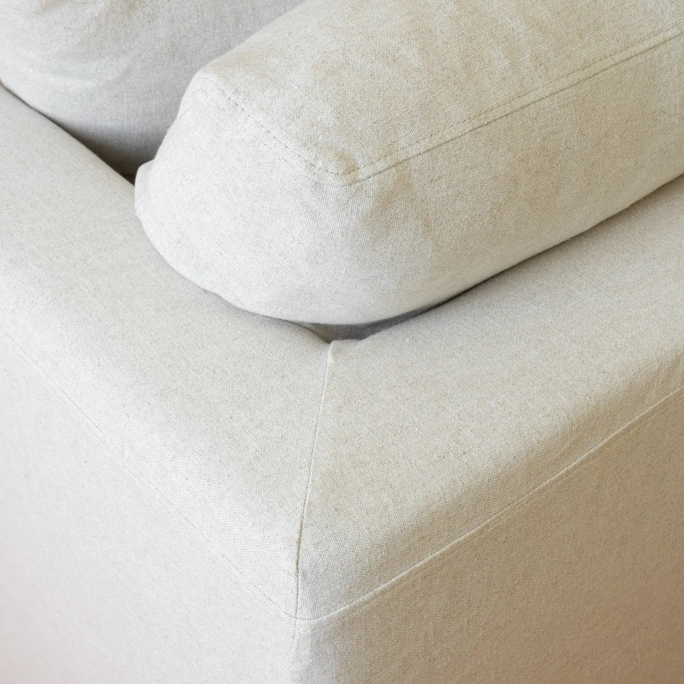 Bungalow 84" Desert Linen Slipcover Sofa