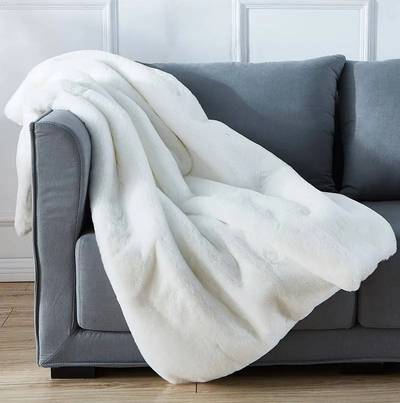 Cassilda Luxury White Chinchilla Faux Fur Throw Blanket