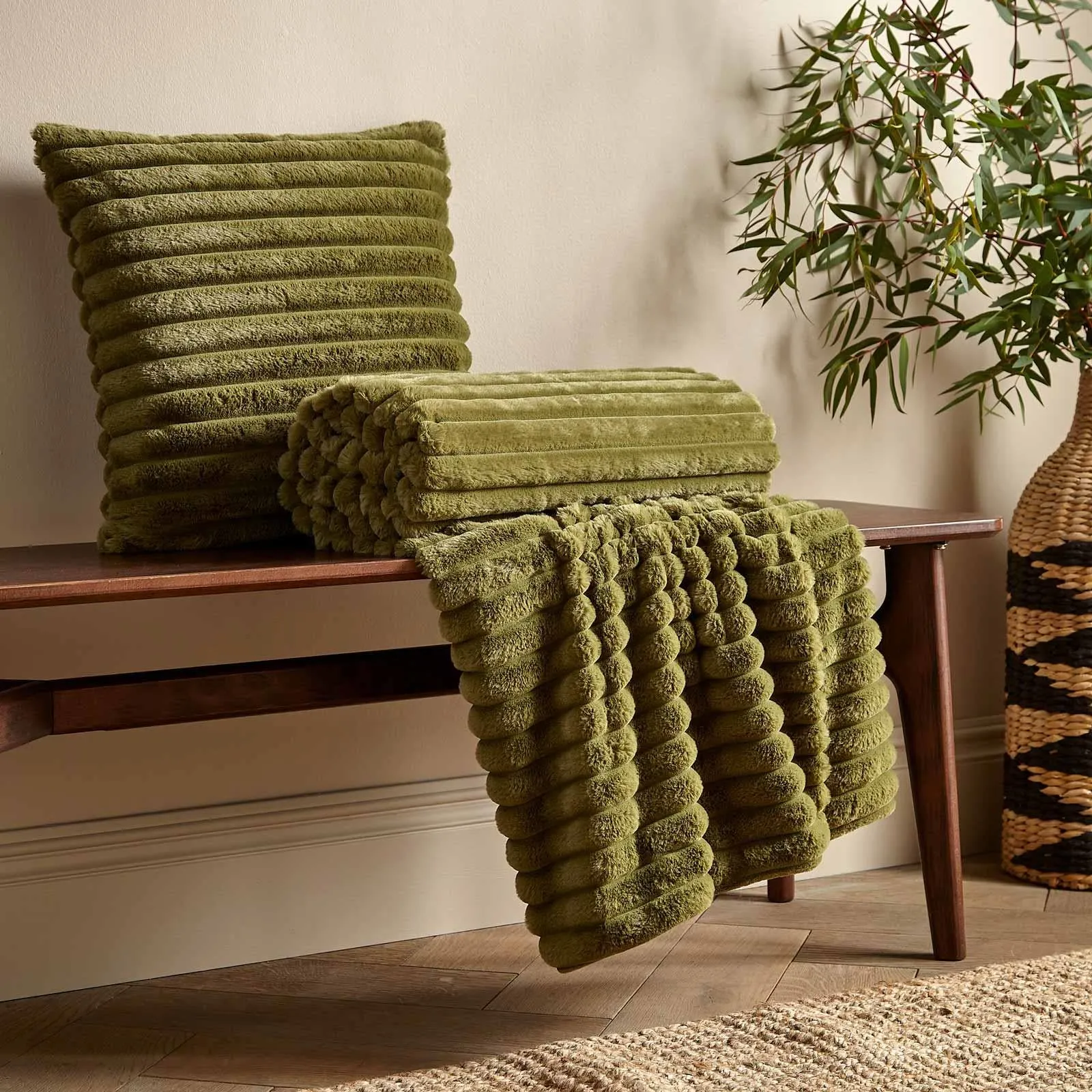 Cosy Ribbed Throw Olive