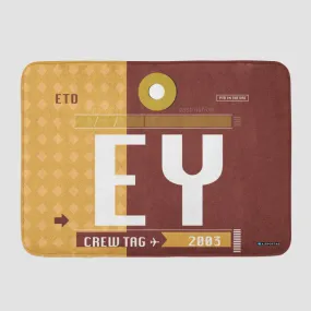 EY - Bath Mat