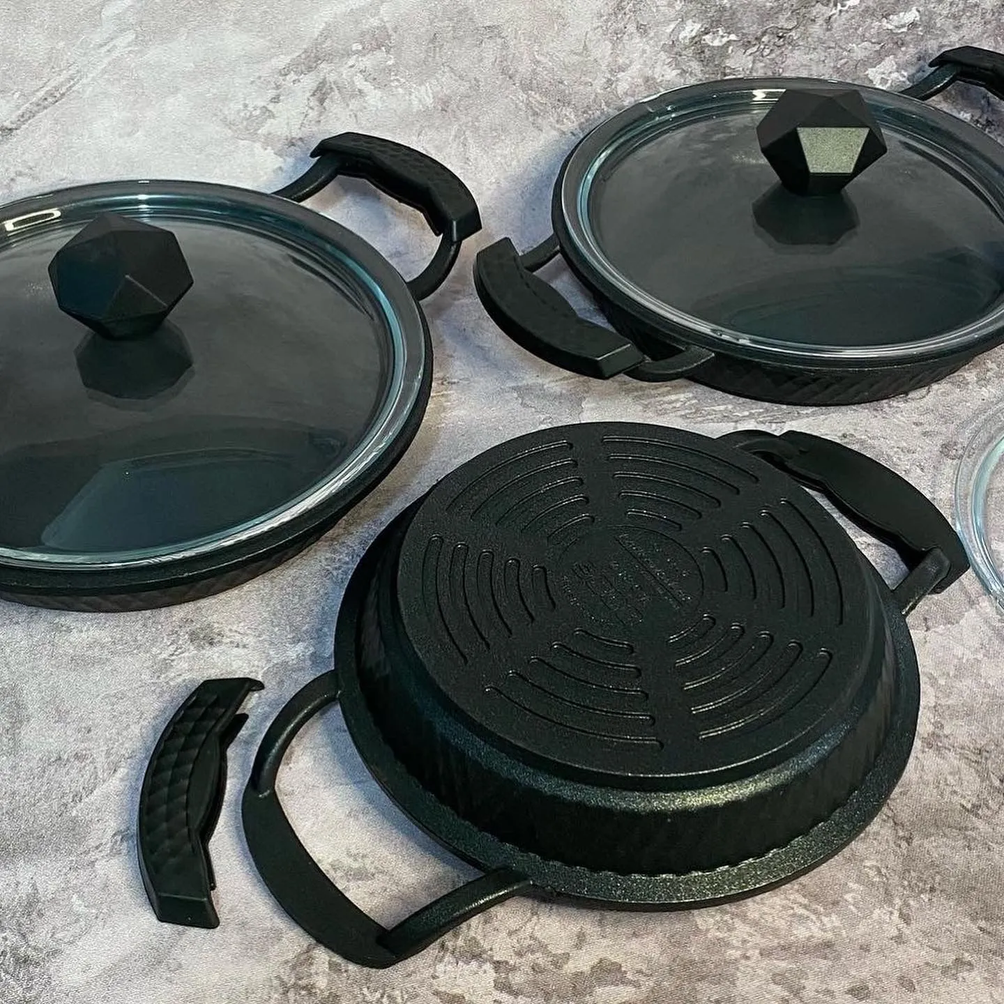 Kahramanlar Motto Cast Iron Egg Pan Set, 6 Pcs, Black