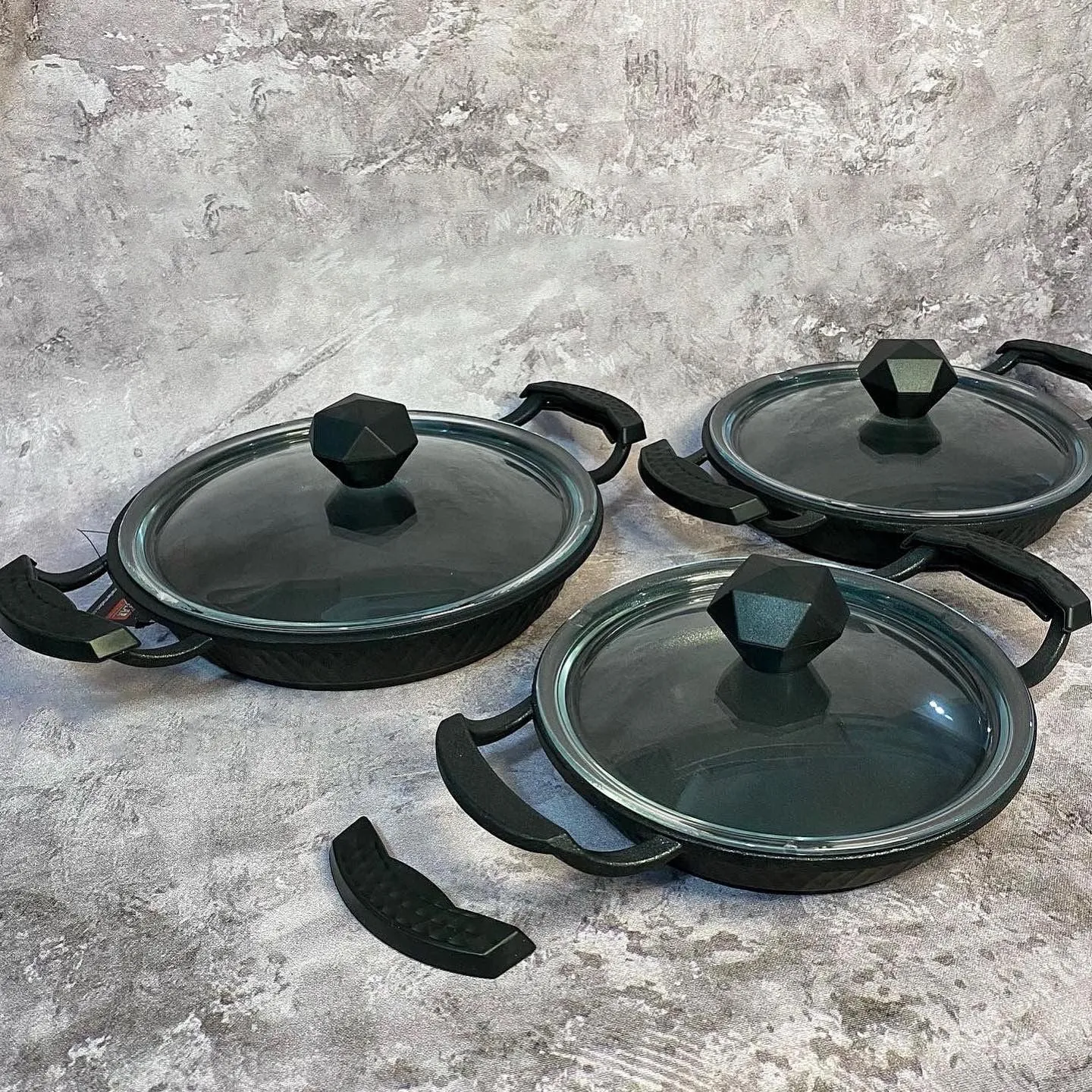 Kahramanlar Motto Cast Iron Egg Pan Set, 6 Pcs, Black