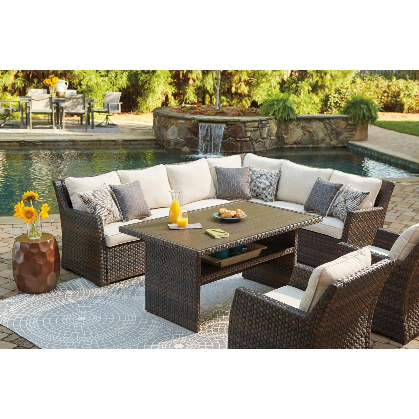 Middleton 3 Piece Sectional Group