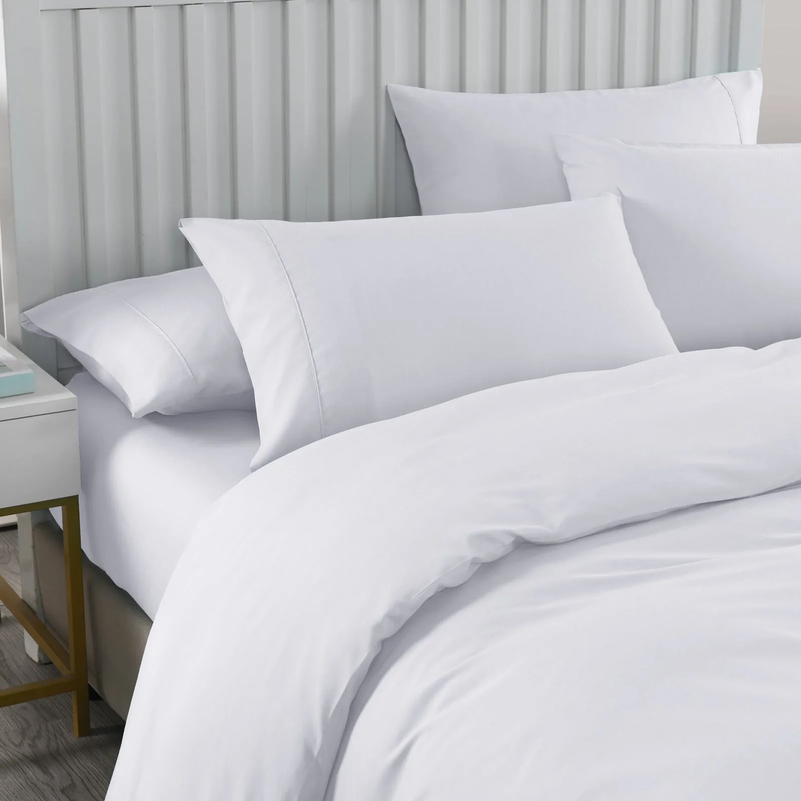 QUEEN 2000TC Bamboo Cooling Quilt Cover Set - White