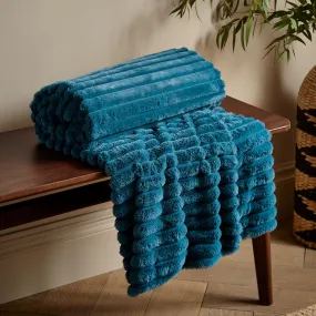Soft and Cosy Ribbed Throw - Blue