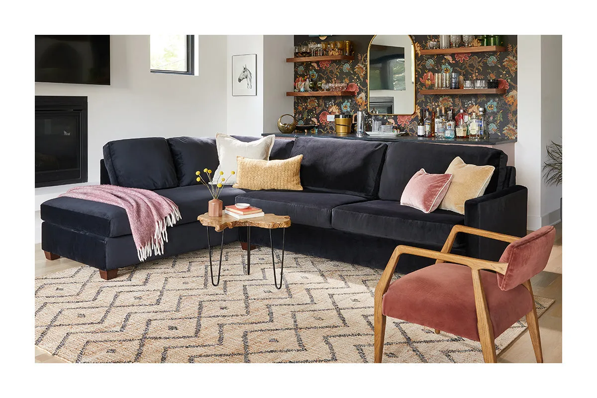 Tuxedo 2pc Sectional Sofa :: Leg Finish: Espresso / Configuration: LAF - Chaise on the Left